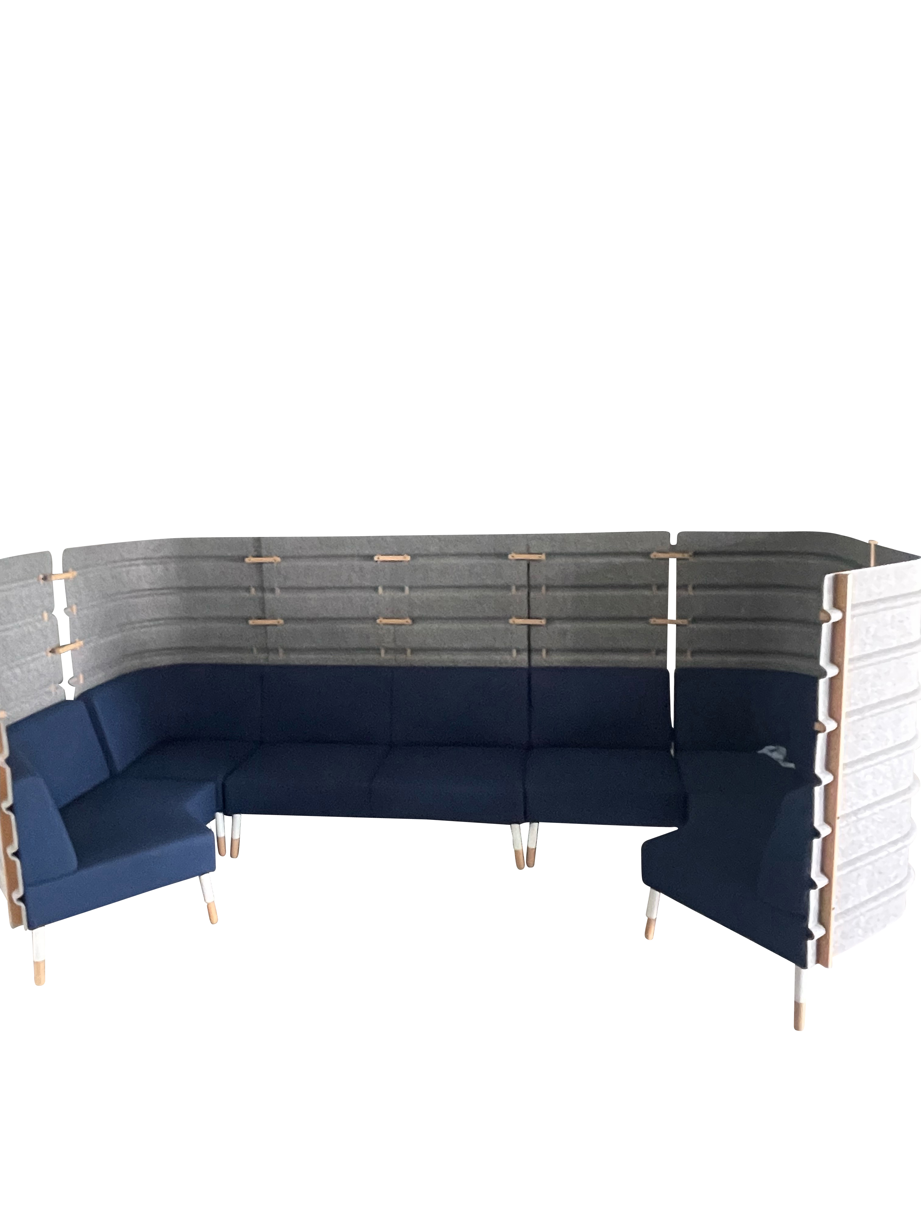 SOFA_NOWY_12 Gebrauchtes Nowy Styl Akustik- Loungesofa Modell Tepee
